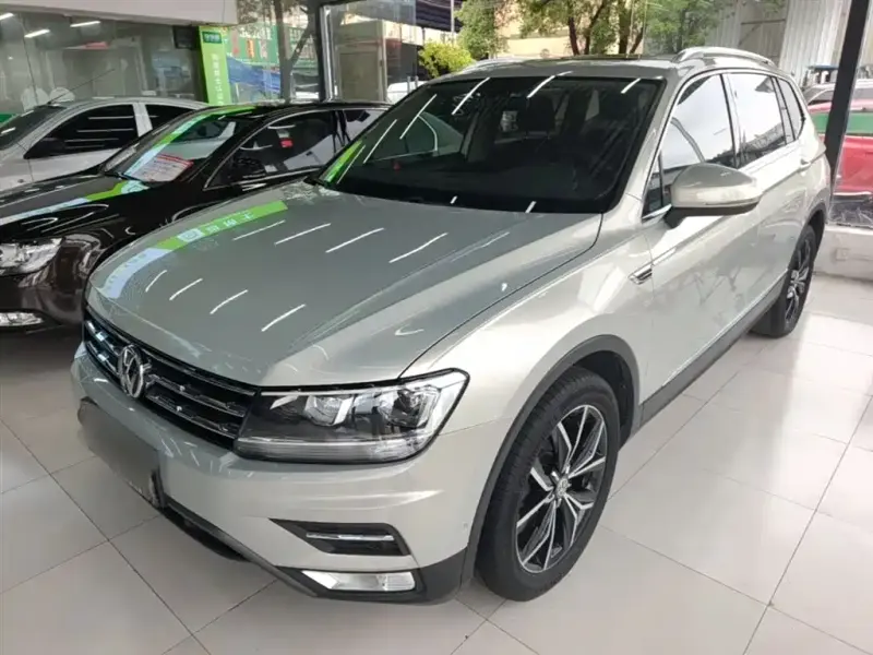 Volkswagen Tiguan L, 2020