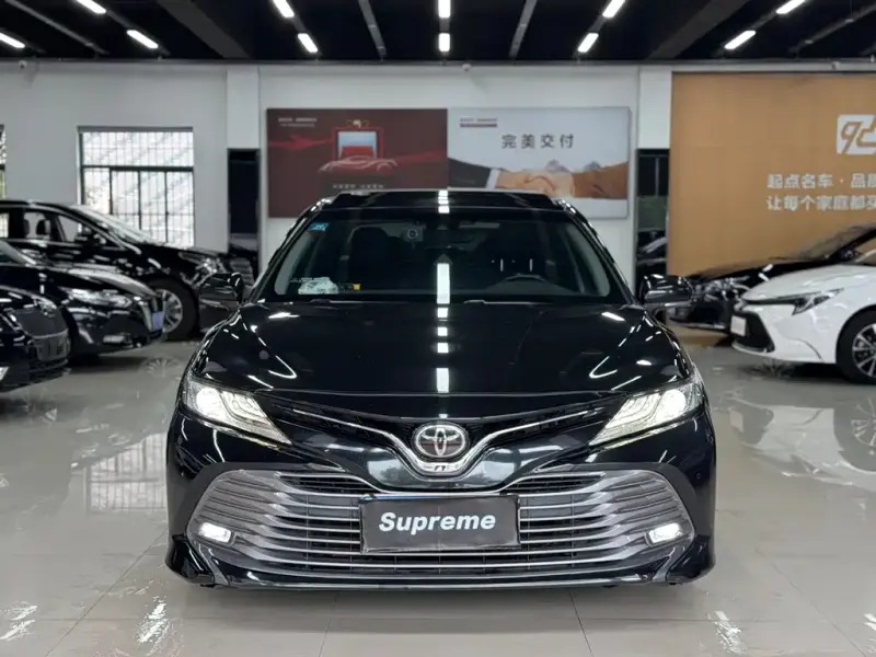 Toyota Camry, 2020