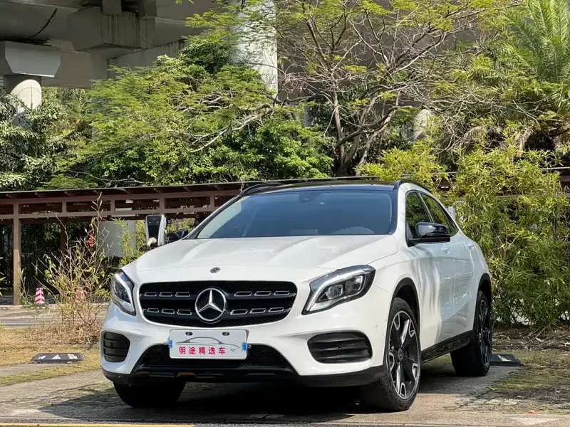 Mercedes-Benz GLA, 2018 — фото 1
