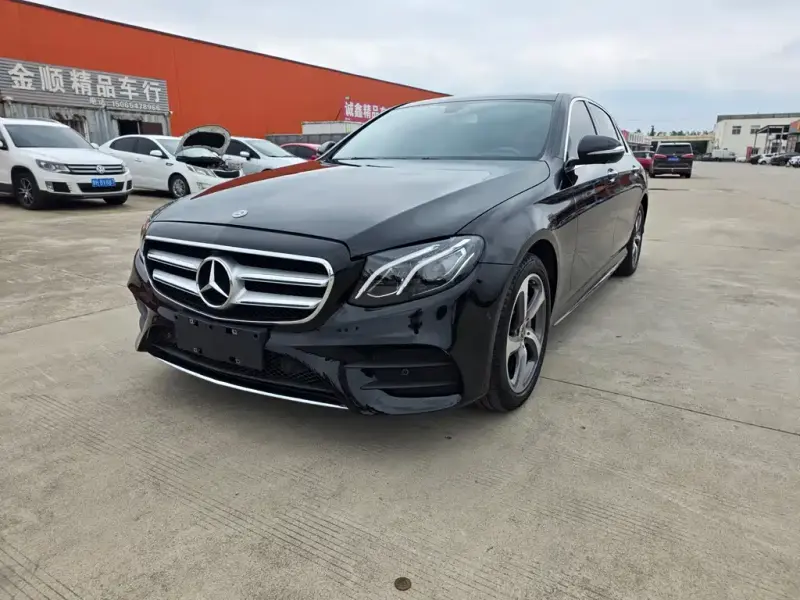 Mercedes-Benz E-Class, 2018 — фото 1