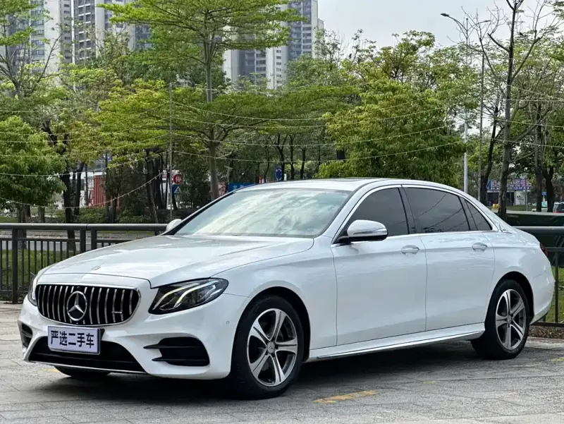 Mercedes-Benz E-Class, 2018 — фото 1