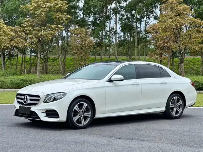 Mercedes-Benz E-Class, 2019 — фото 1