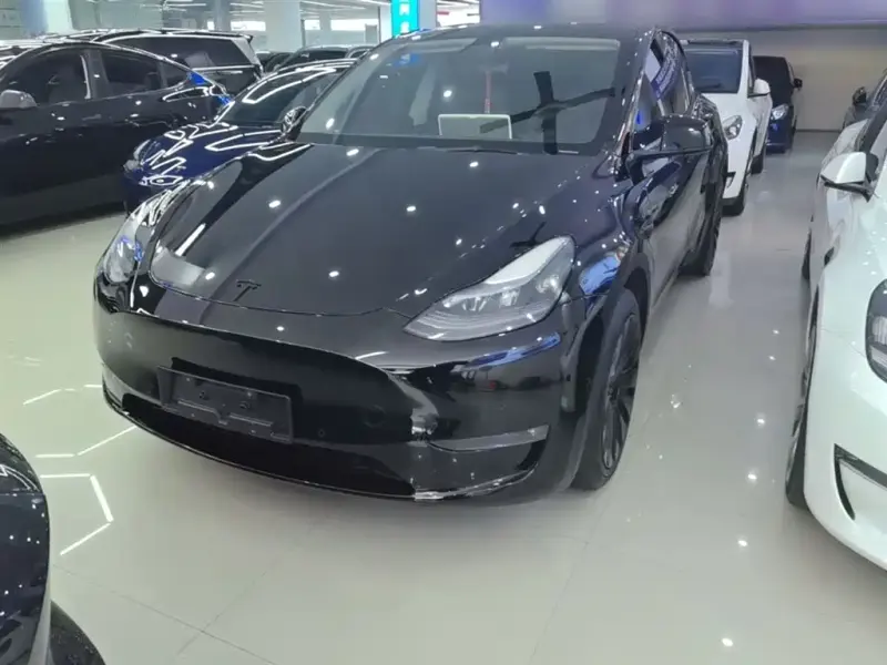 Tesla Model Y, 2023