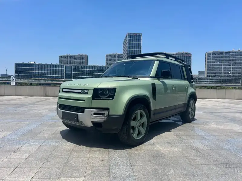 Land Rover Defender, 2023