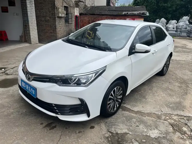 Toyota Corolla, 2019 — фото 1