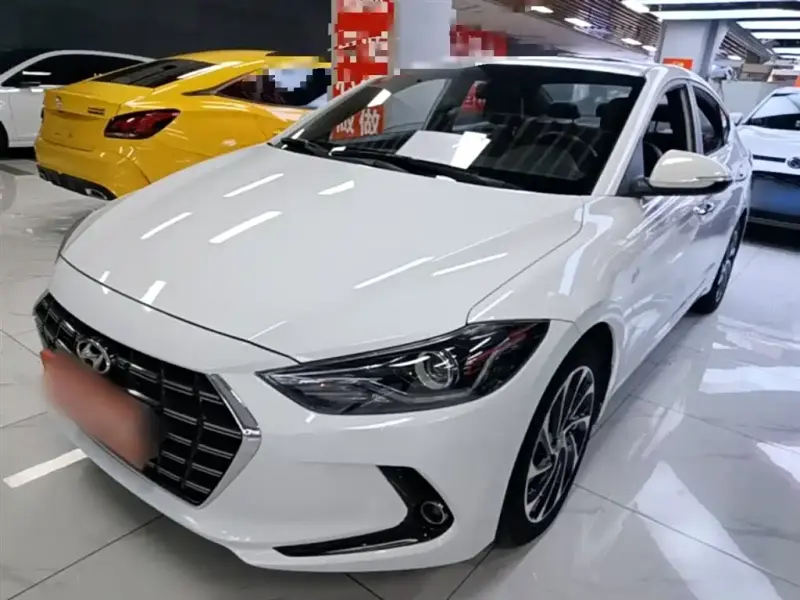 Hyundai Elantra, 2019