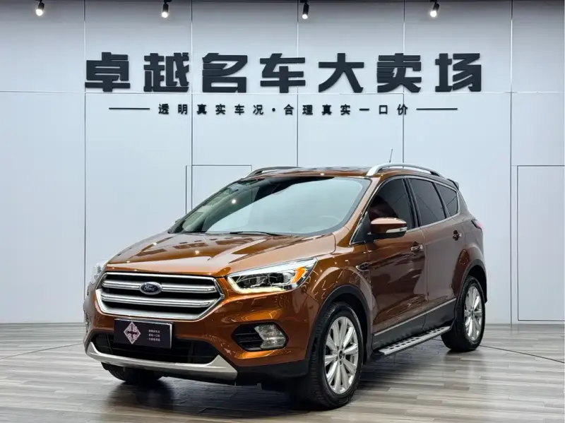 Ford Kuga, 2017
