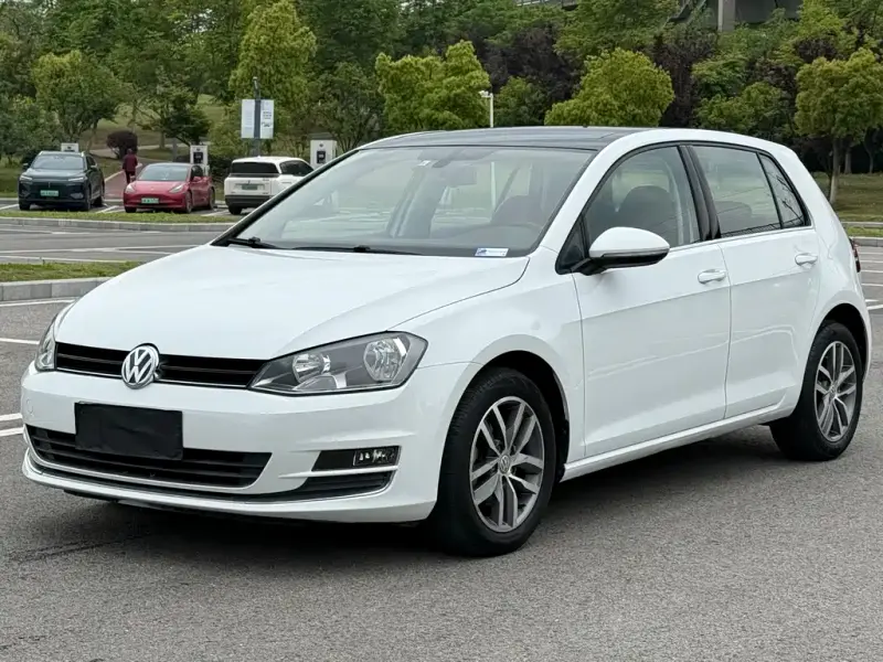 Volkswagen Golf, 2016