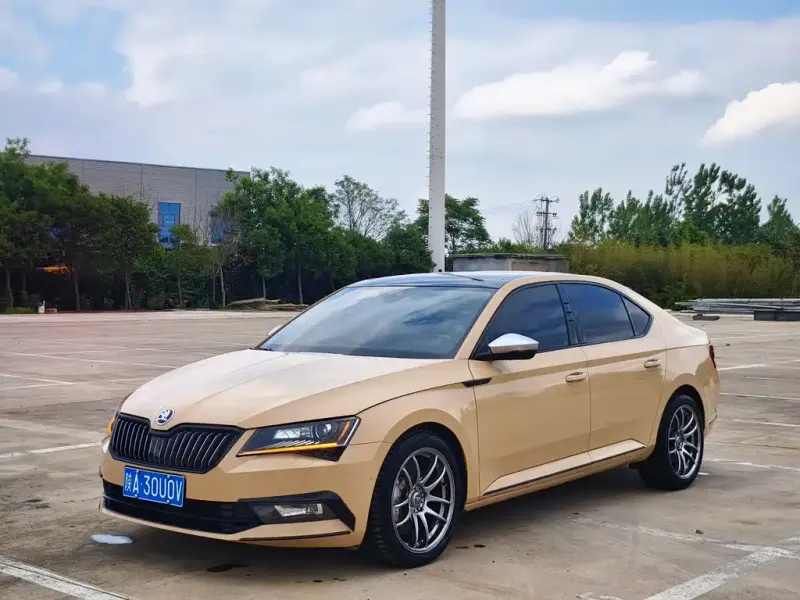Skoda Superb, 2018 — фото 1