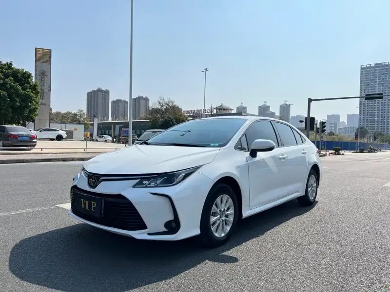 Toyota Corolla, 2020 — фото 1