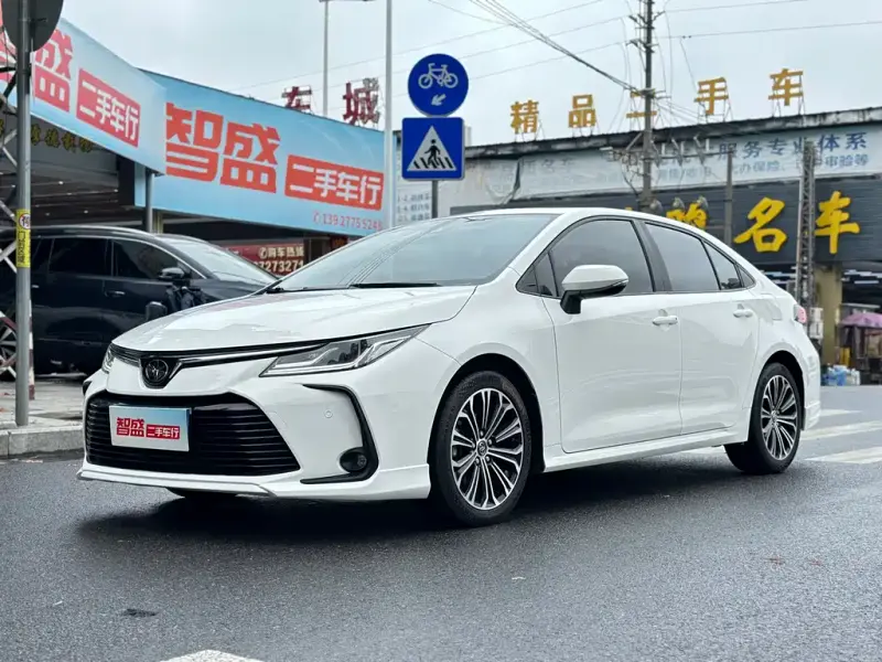 Toyota Corolla, 2020 — фото 1