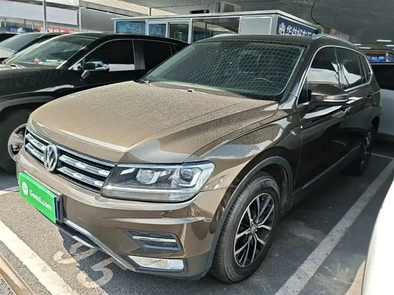 Volkswagen Tiguan L, 2017