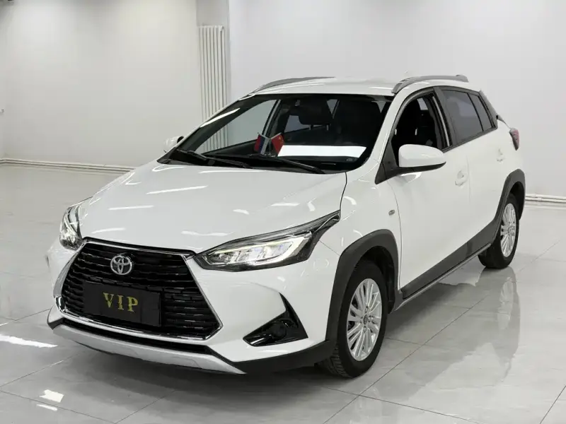 Toyota Yaris L, 2022 — фото 1