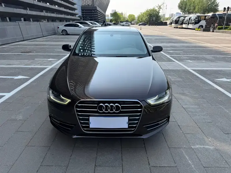 Audi A4L, 2016 — фото 1