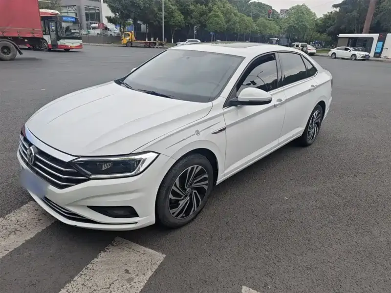 Volkswagen Sagitar, 2022