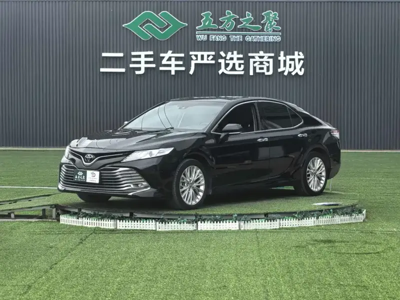 Toyota Camry, 2019