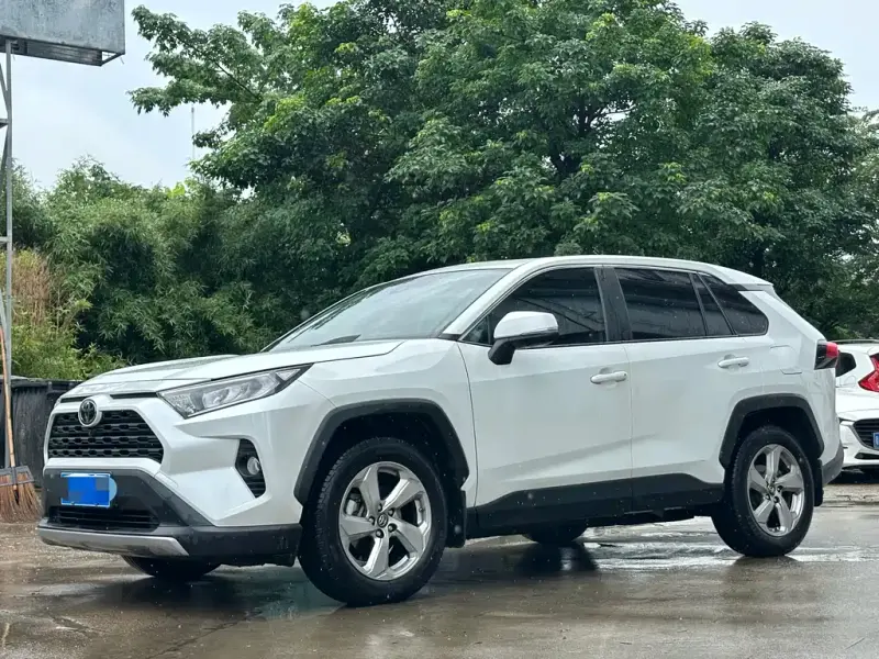 Toyota RAV4, 2021