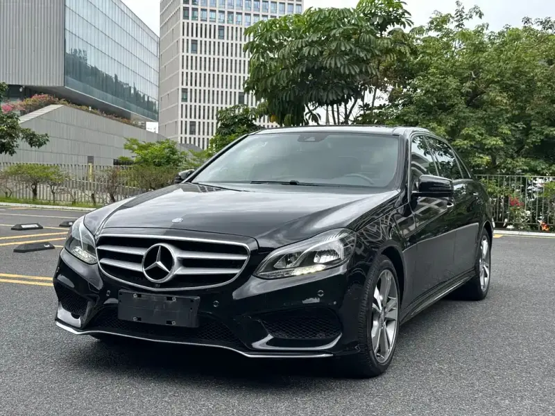 Mercedes-Benz E-Class, 2015 — фото 1