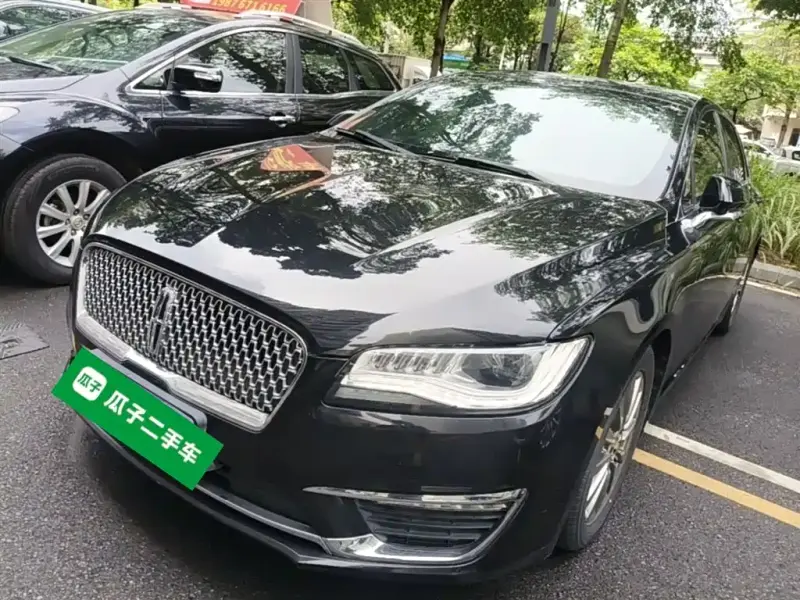 Lincoln MKZ, 2021