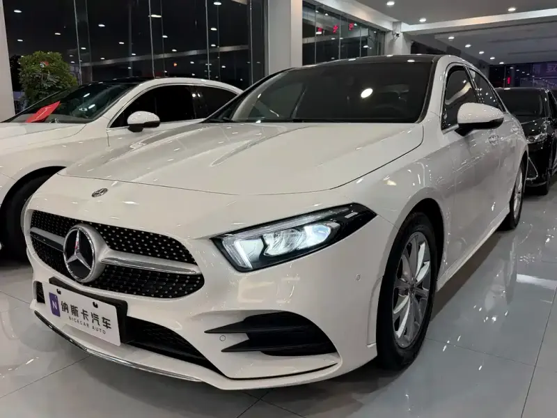 Mercedes-Benz A-Class, 2020 — фото 1