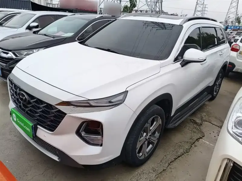 Hyundai Santa Fe, 2023