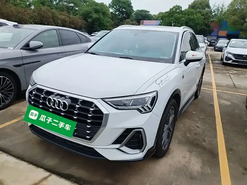 Audi Q3, 2020