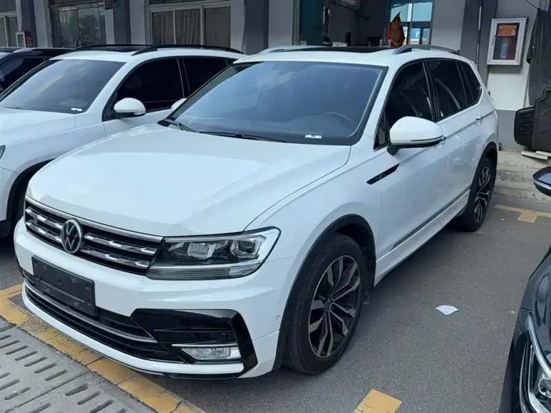 Volkswagen Tiguan L, 2021
