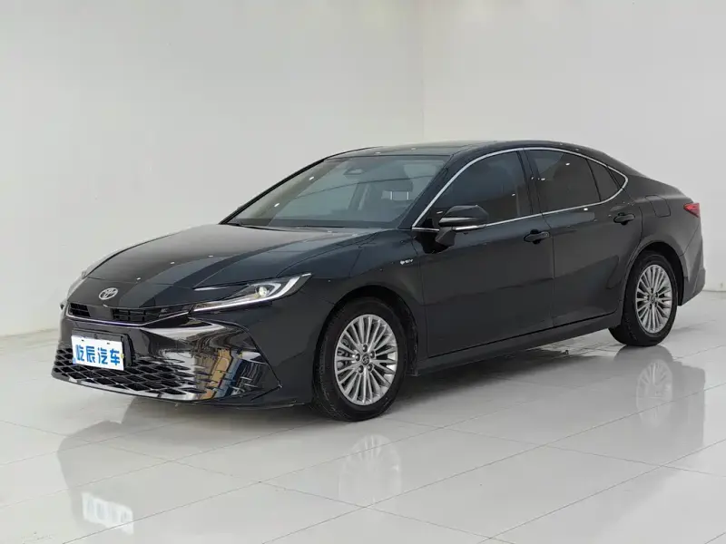 Toyota Camry, 2025