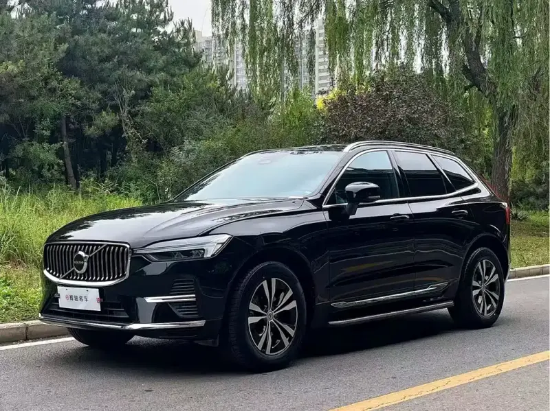 Volvo XC60, 2023 — фото 1