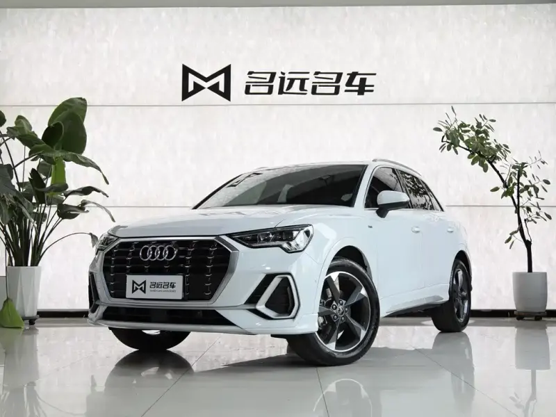 Audi Q3, 2022