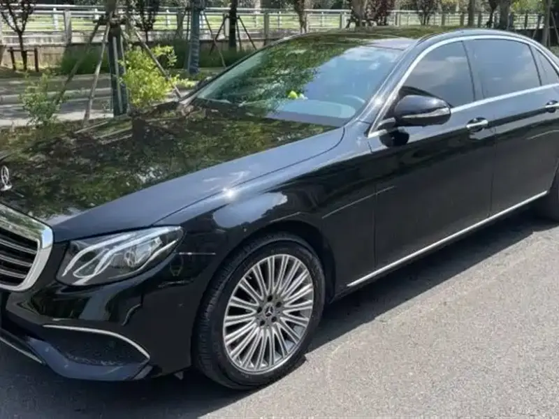 Mercedes-Benz E-Class, 2020 — фото 1