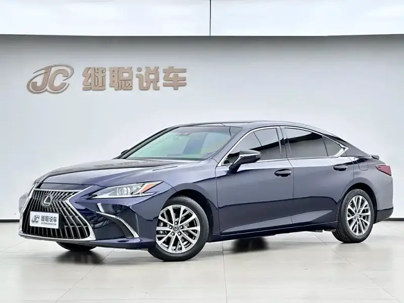 Lexus ES, 2024