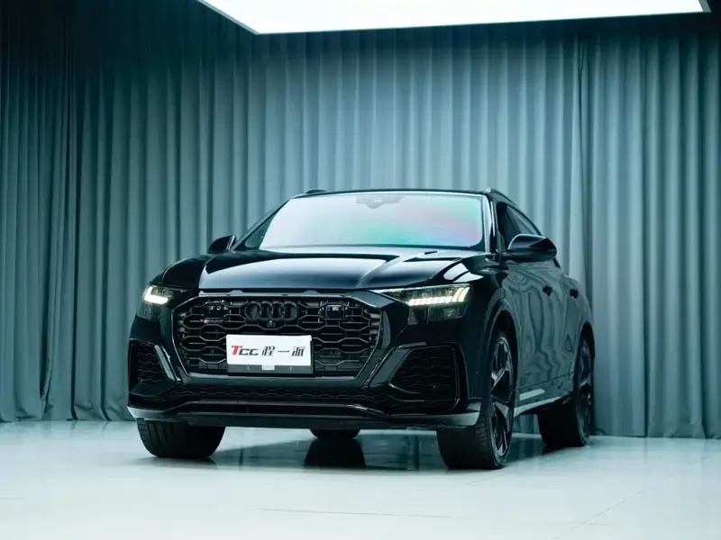 Audi RS Q8, 2022