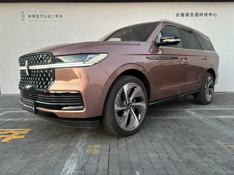 Lincoln Navigator, 2025