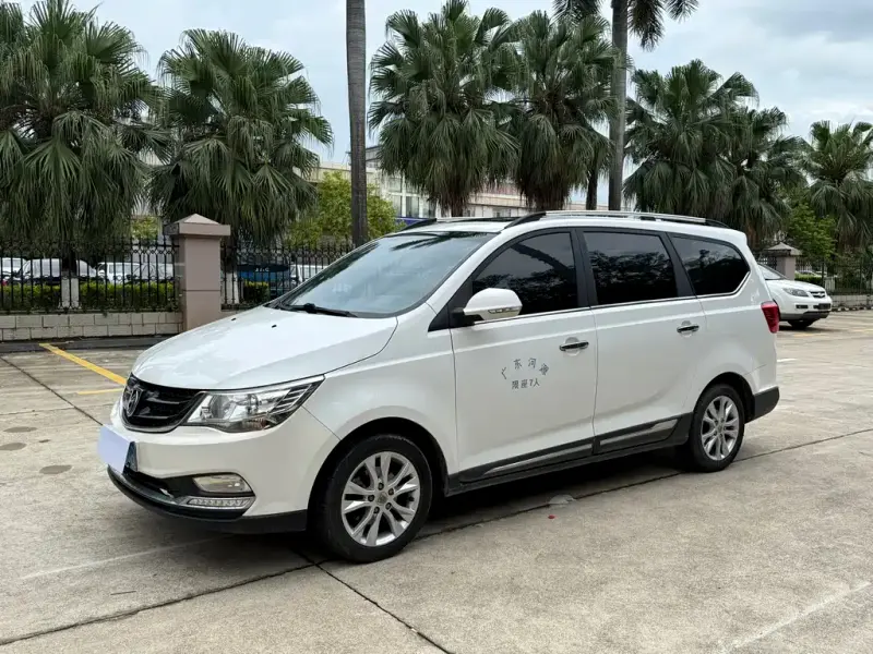 Baojun 730, 2016