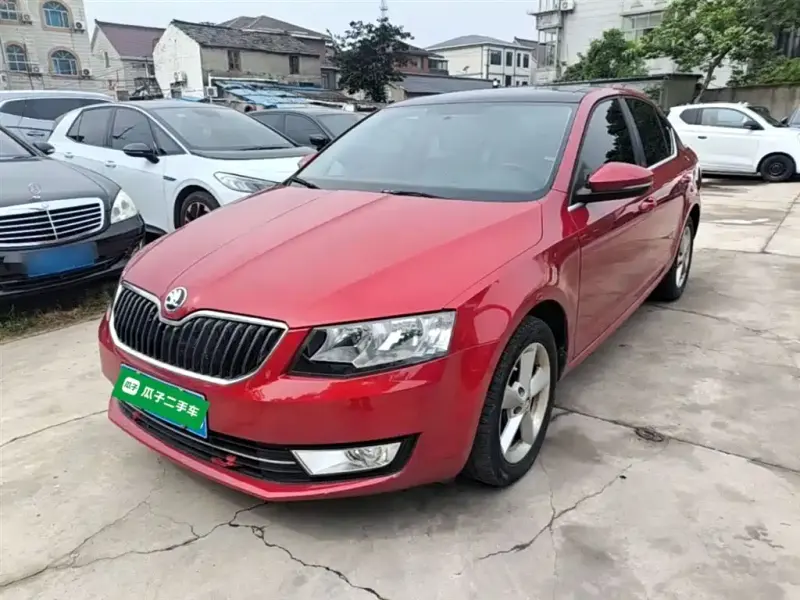 Skoda Octavia, 2015 — фото 1