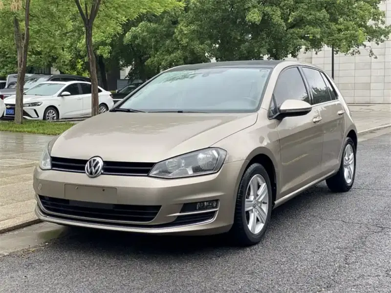 Volkswagen Golf, 2015