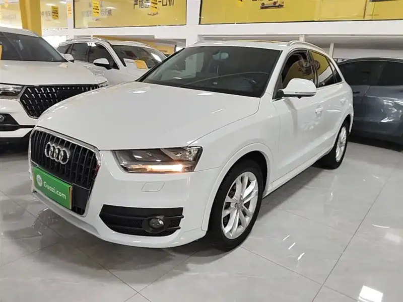 Audi Q3, 2015