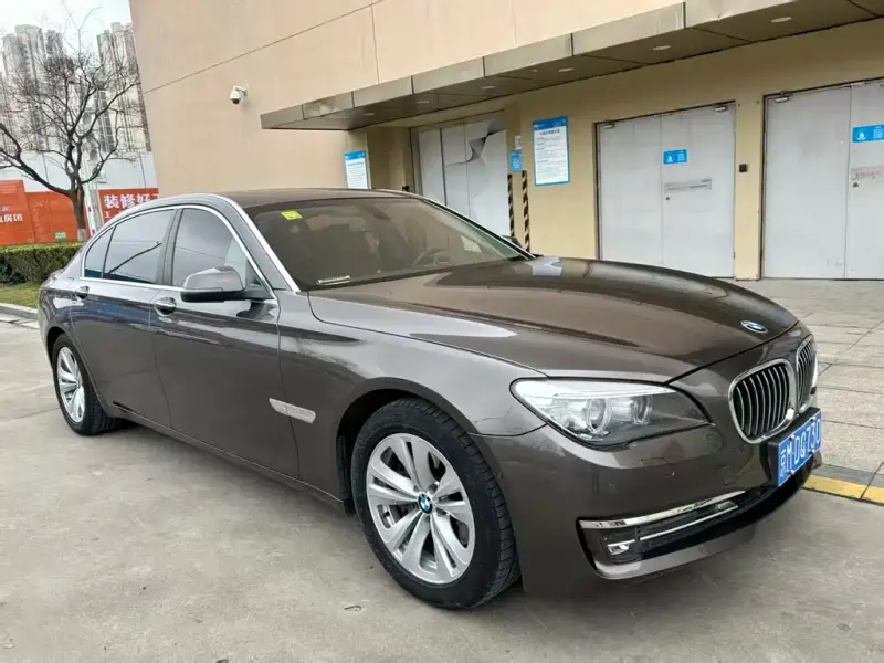 BMW 7 Series, 2013