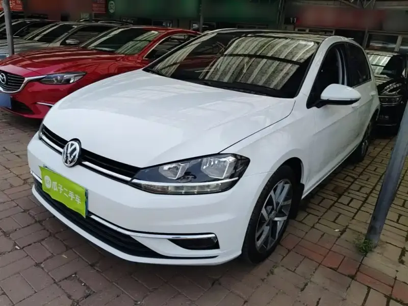 Volkswagen Golf, 2020