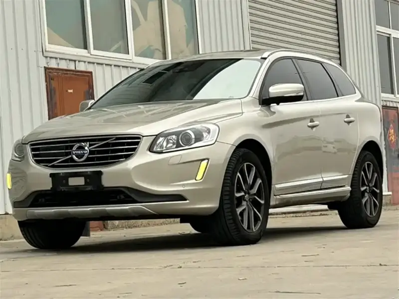 Volvo XC60, 2017 — фото 1