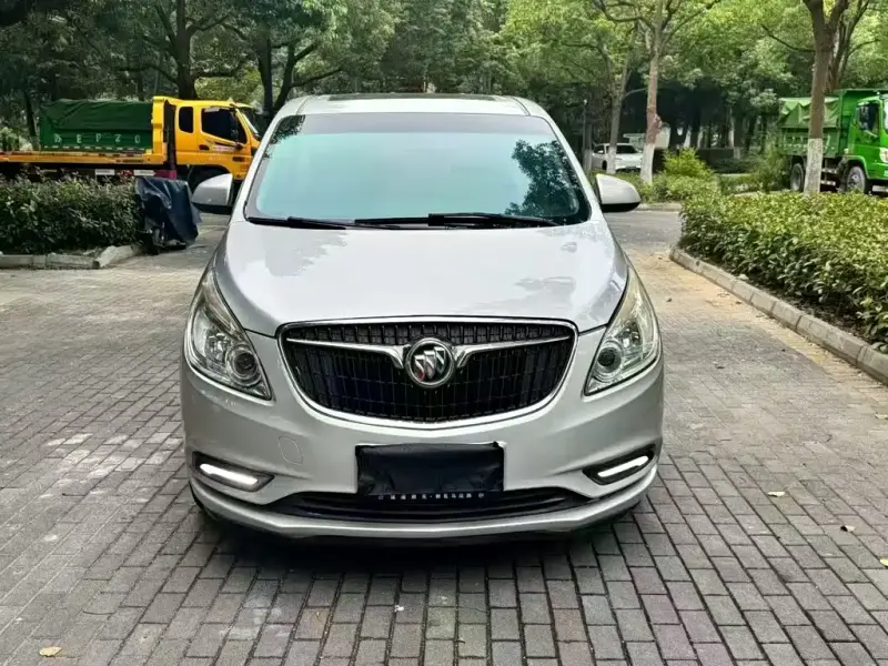 Buick GL8, 2018