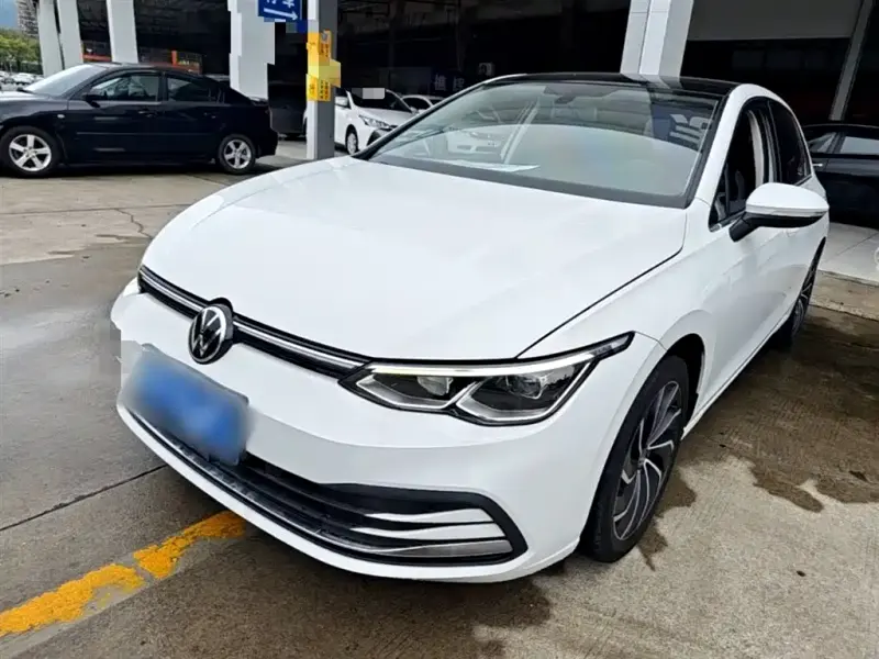 Volkswagen Golf, 2021
