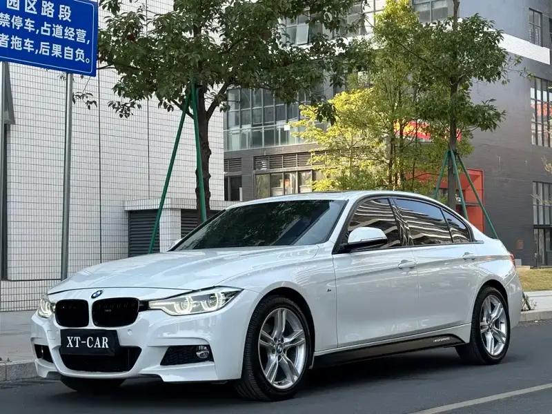 BMW 3 Series, 2018 — фото 1