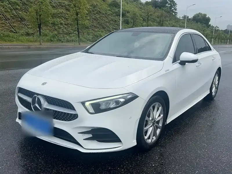 Mercedes-Benz A-Class, 2021 — фото 1