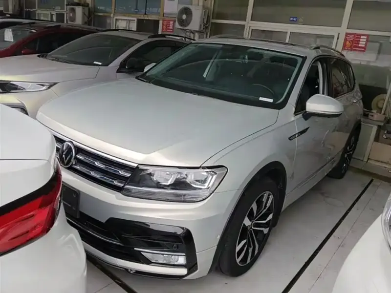 Volkswagen Tiguan L, 2021