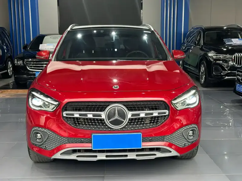 Mercedes-Benz GLA, 2021 — фото 1