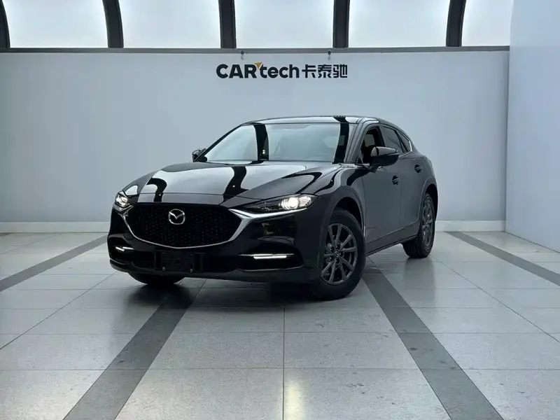 Mazda CX-4, 2023 — фото 1