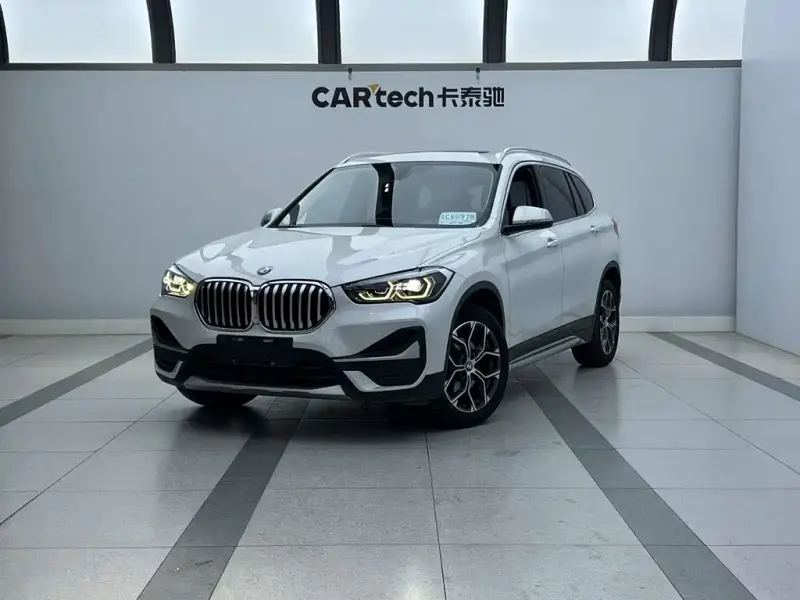 BMW X1, 2021 — фото 1