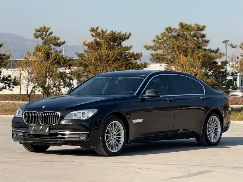 BMW 7 Series, 2015